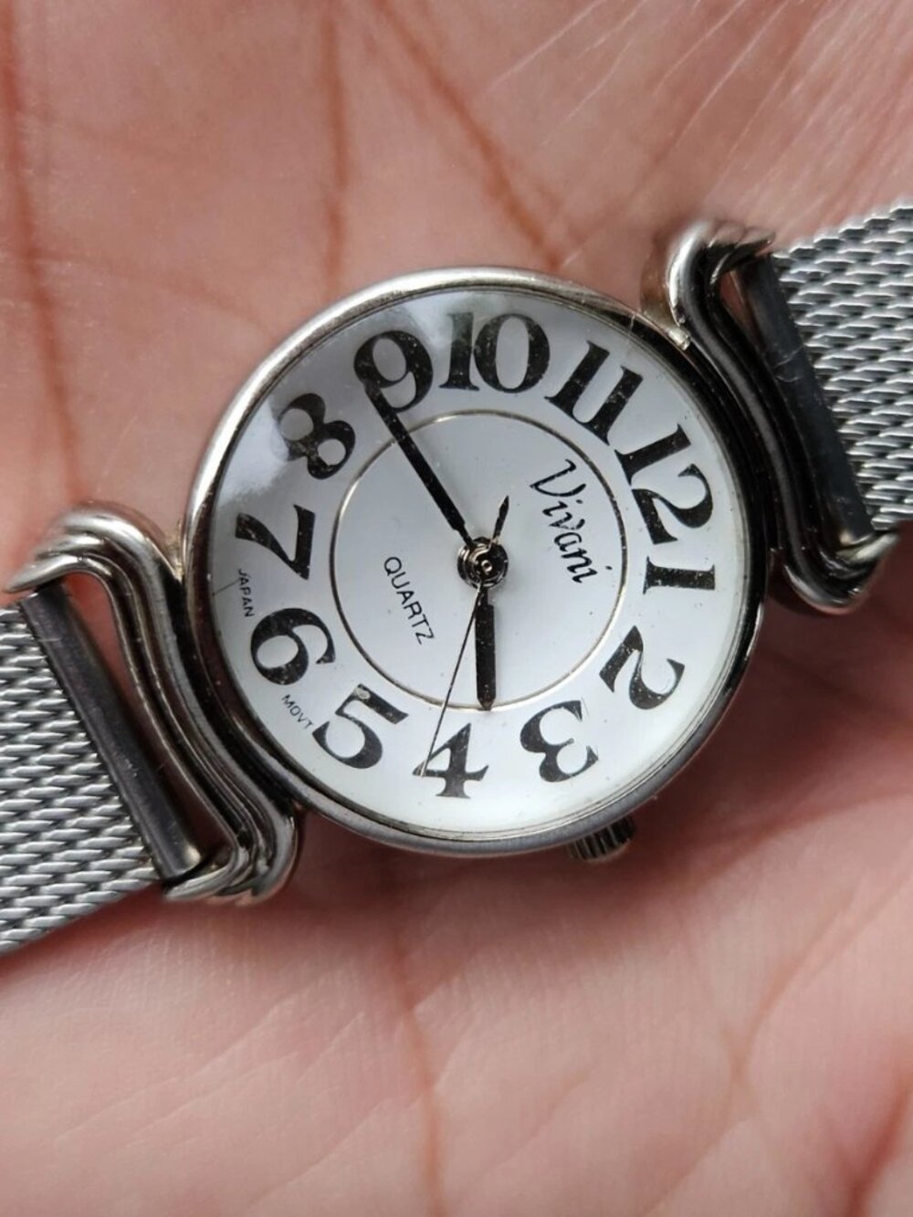 Vivani Ladies Wristwatch Silver Tone Mesh Metal Strap Band Analog Watch